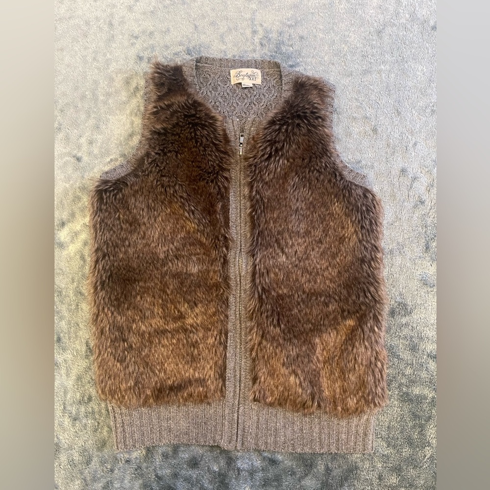 Boutique XXI Furry Vest Size S